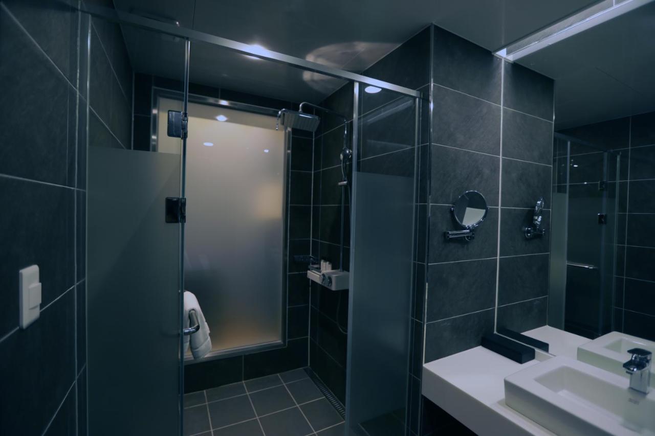 The Qube Resort Jeju Seogwipo Eksteriør bilde