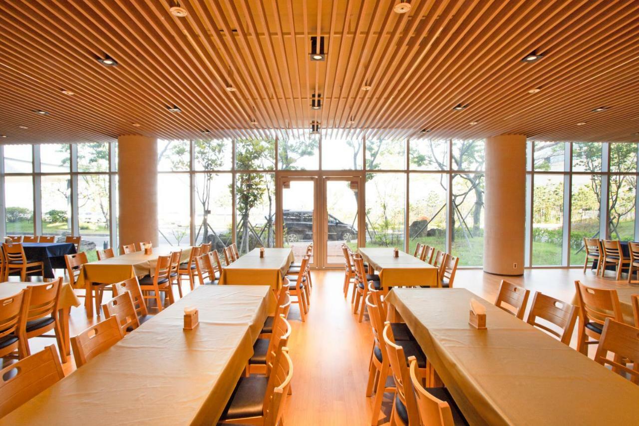 The Qube Resort Jeju Seogwipo Eksteriør bilde