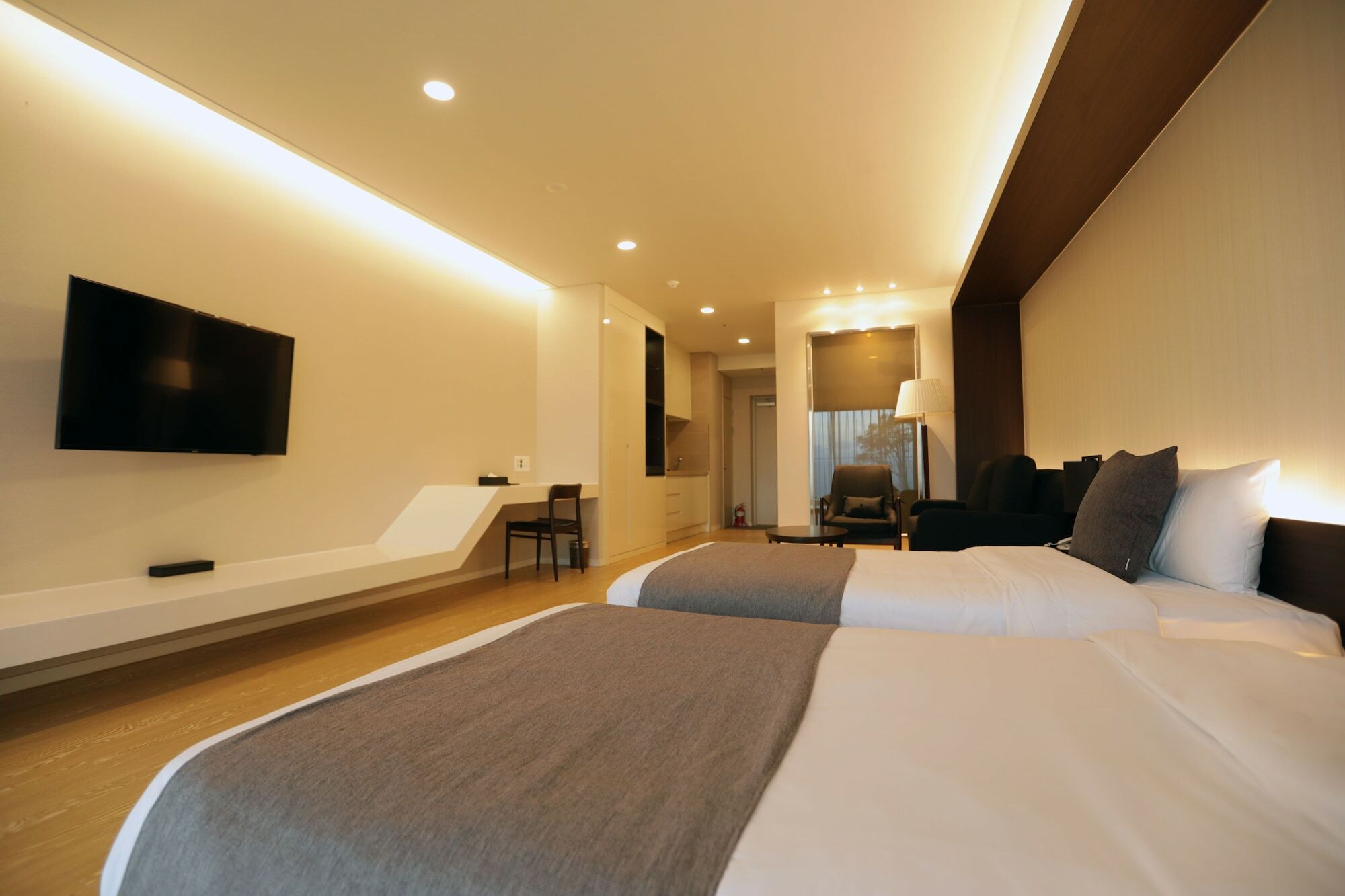 The Qube Resort Jeju Seogwipo Eksteriør bilde